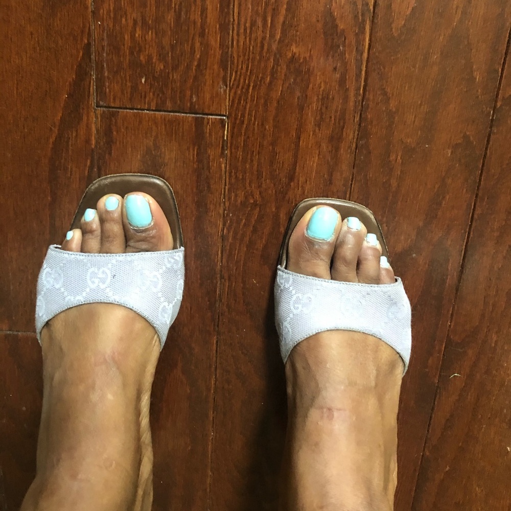 Gucci logo kitten heel sandal